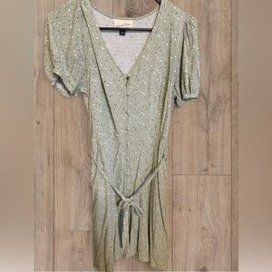 Universal Thread Sage Floral Midi Dress